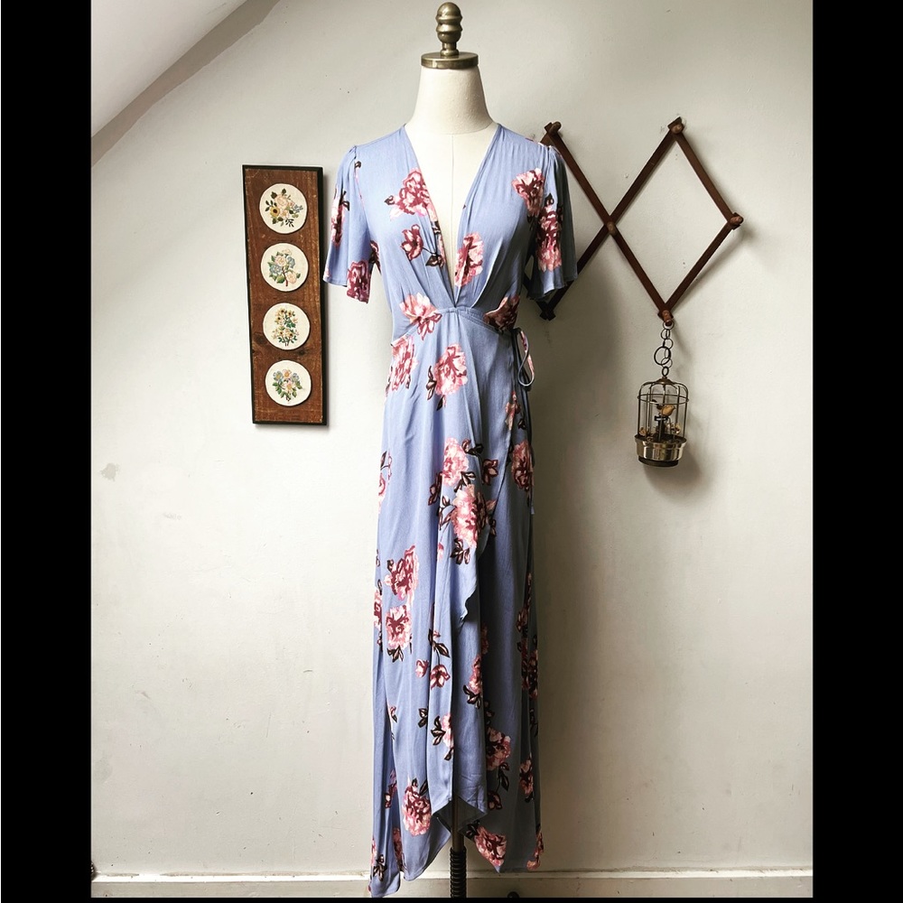 ASTR The Label • Selma Periwinkle Floral Print Wrap Dress